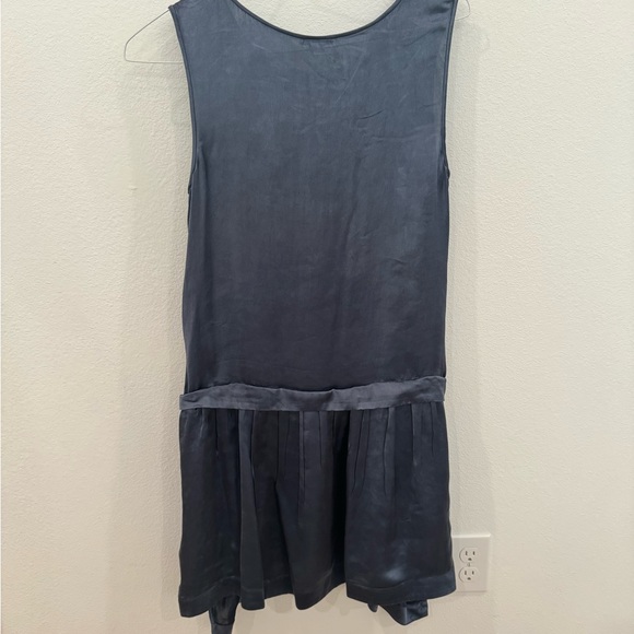 THEORY Silky Drop Waist Mini Shift Dress | Size 4 - Picture 5 of 7